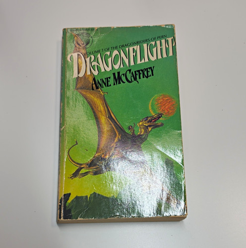 Anne mccaffrey dragonflight - mccaffrey,